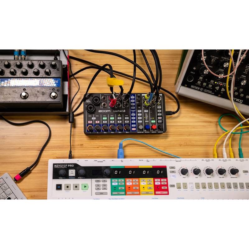 Zoom LiveTrak L6 - Compact 10-Channel Digital Mixer & Recorder