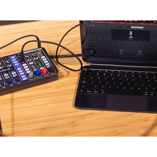 Zoom LiveTrak L6 - Compact 10-Channel Digital Mixer & Recorder